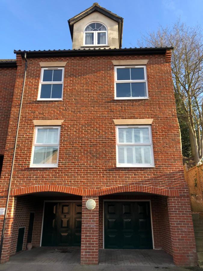 Stylish 2 Bed Apartment Next To The Norfolk Broads Coltishall Zewnętrze zdjęcie