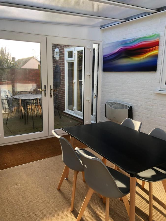 Stylish 2 Bed Apartment Next To The Norfolk Broads Coltishall Zewnętrze zdjęcie